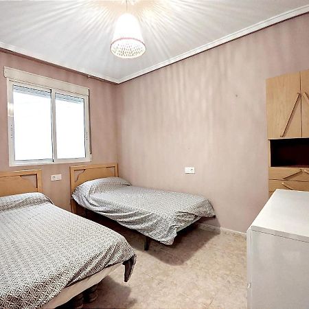 Modern Apartment 3Mins Walk To Playa Del Cura Beach تورّيفيِخا المظهر الخارجي الصورة