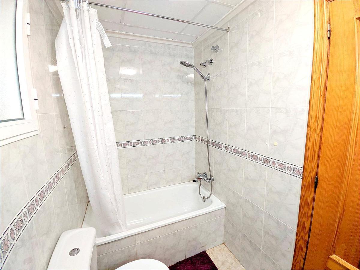 Modern Apartment 3Mins Walk To Playa Del Cura Beach تورّيفيِخا المظهر الخارجي الصورة