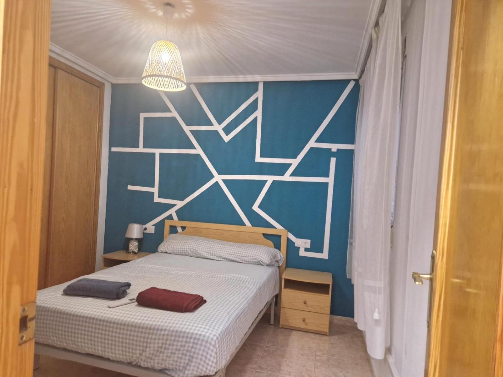 Modern Apartment 3Mins Walk To Playa Del Cura Beach تورّيفيِخا المظهر الخارجي الصورة